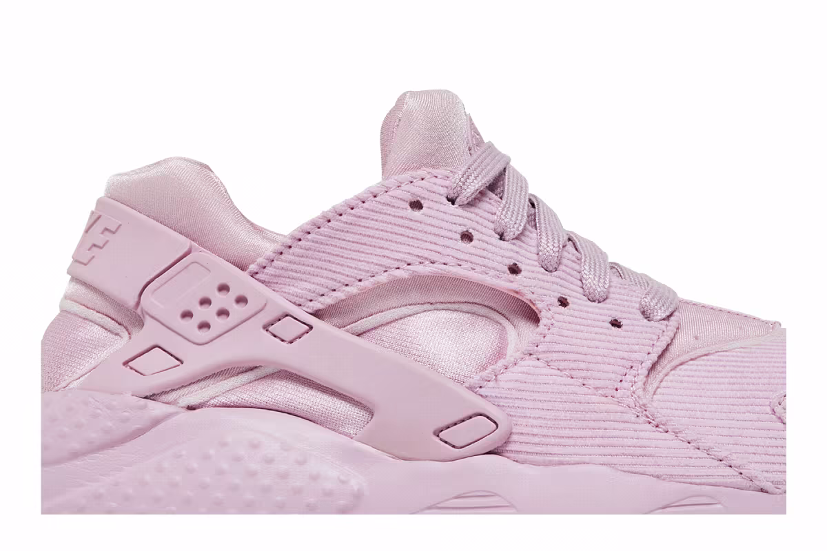 Nike Huarache Run SE GS Light Arctic Pink, view 3