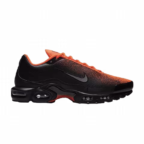 Nike Air Max Plus TN SE 'Black Crimson'