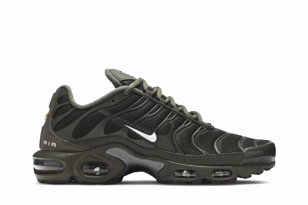 Nike Air Max Plus Olive, view 2