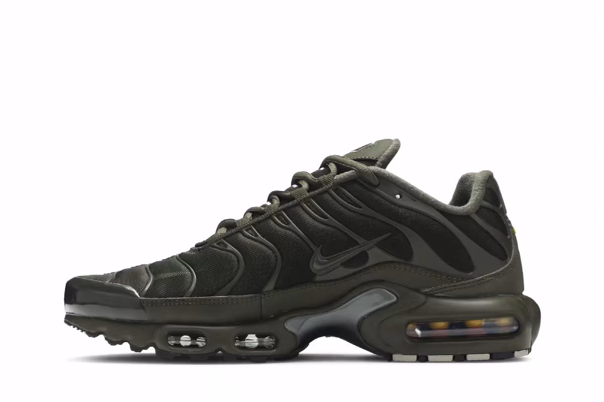 Nike Air Max Plus Olive, view 4