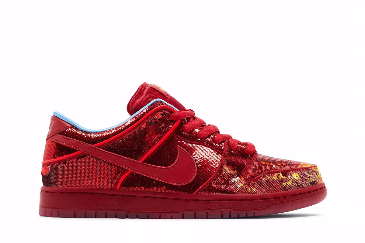 The Wizard of Oz x Nike Dunk Low SB Ruby Red Slipper, view 2