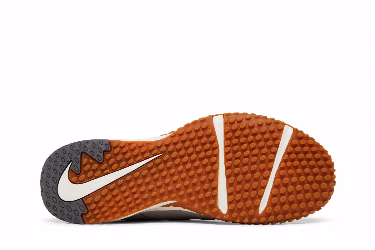 Nike Baseballism x Alpha Huarache Flag Turf 2 Atmosphere Grey, view 5