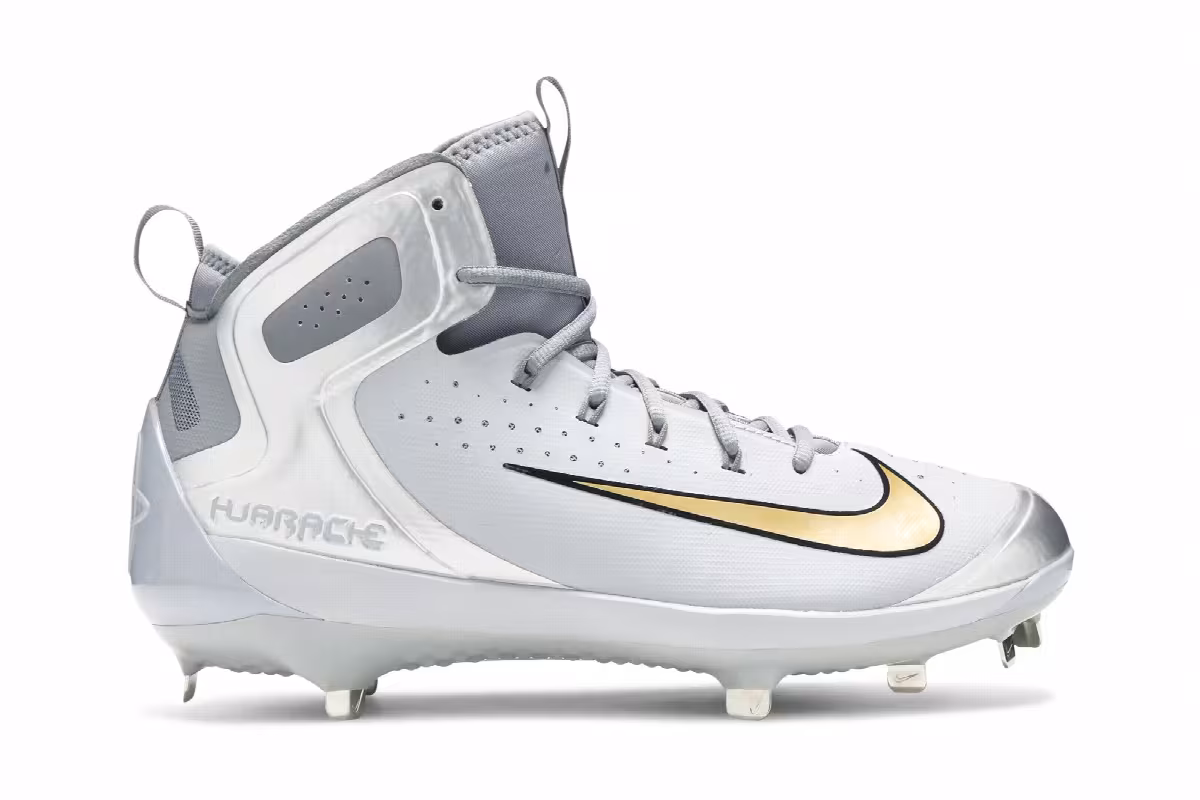 Nike Alpha Huarache Elite Wolf Grey Metallic Silver, view 2