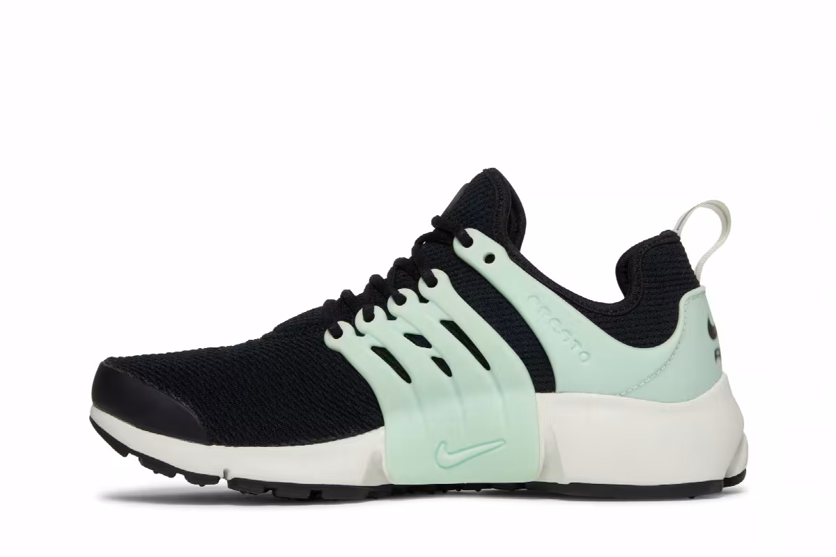 Nike Women's Air Presto Black Igloo, view 4