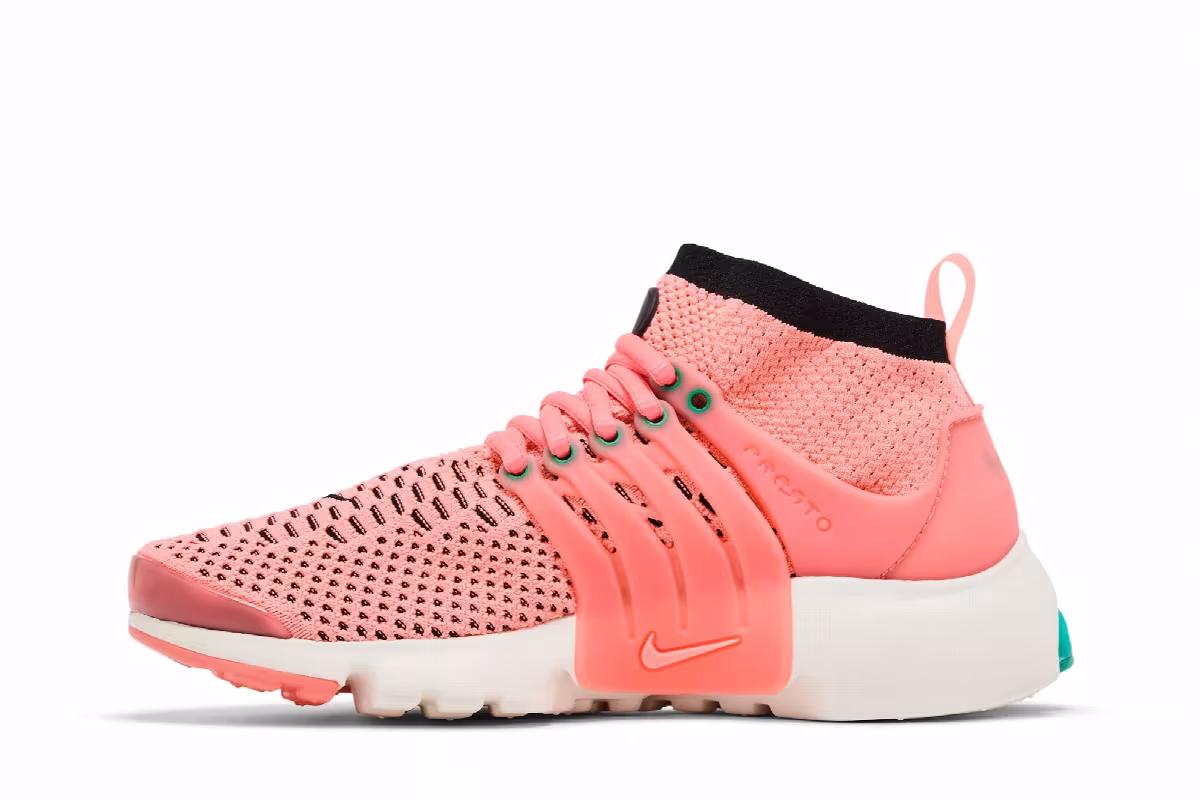 Nike Women's Air Presto Flyknit Ultra Atomic Pink, view 4