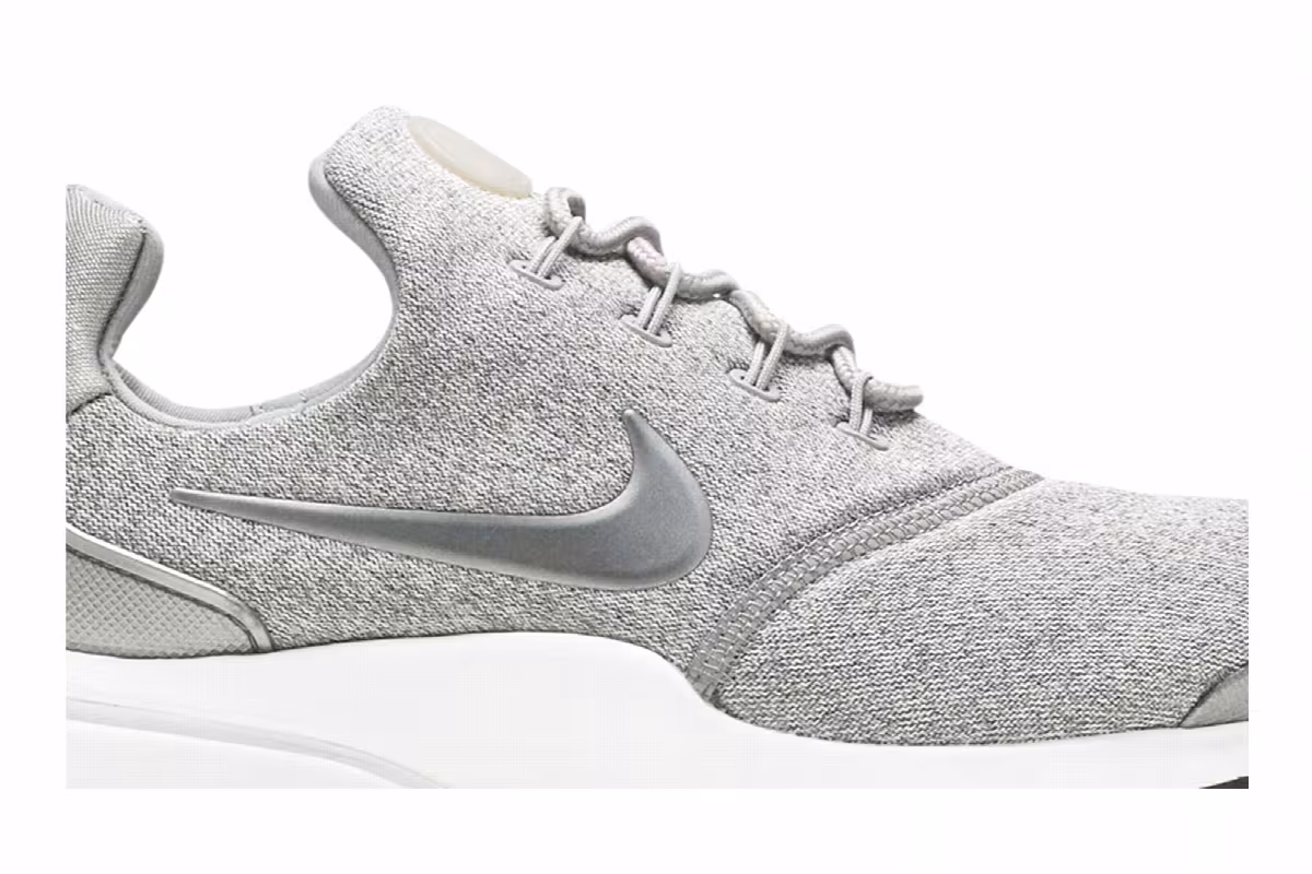Nike Women's Presto Fly SE Dust, view 3