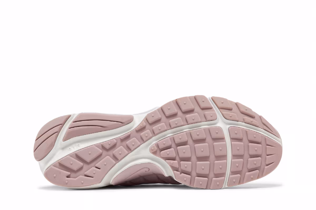 Nike Women's Air Presto Venice, view 5