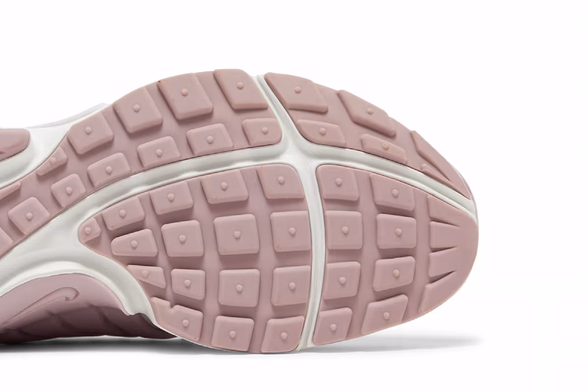 Nike Women's Air Presto Venice, view 6