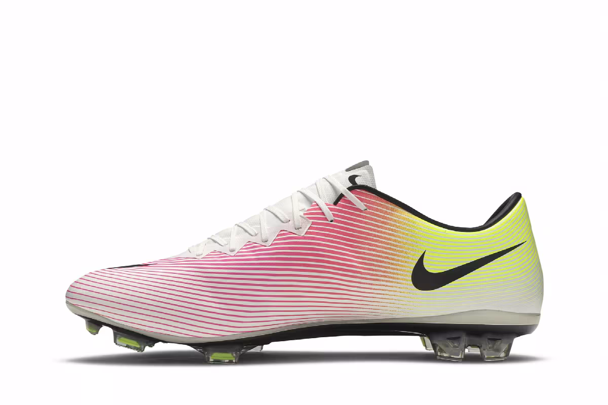 Nike Mercurial Vapor 10 FG Volt Pink, view 4