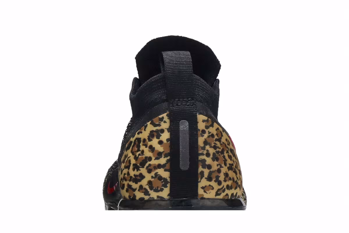 Nike Women's Air VaporMax Flyknit 2 Cheetah, view 8