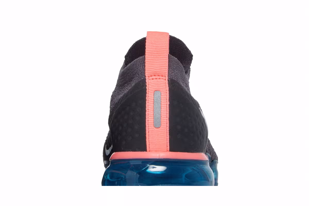 Nike Women's Air VaporMax 2 Flyknit Thunder Grey, view 8