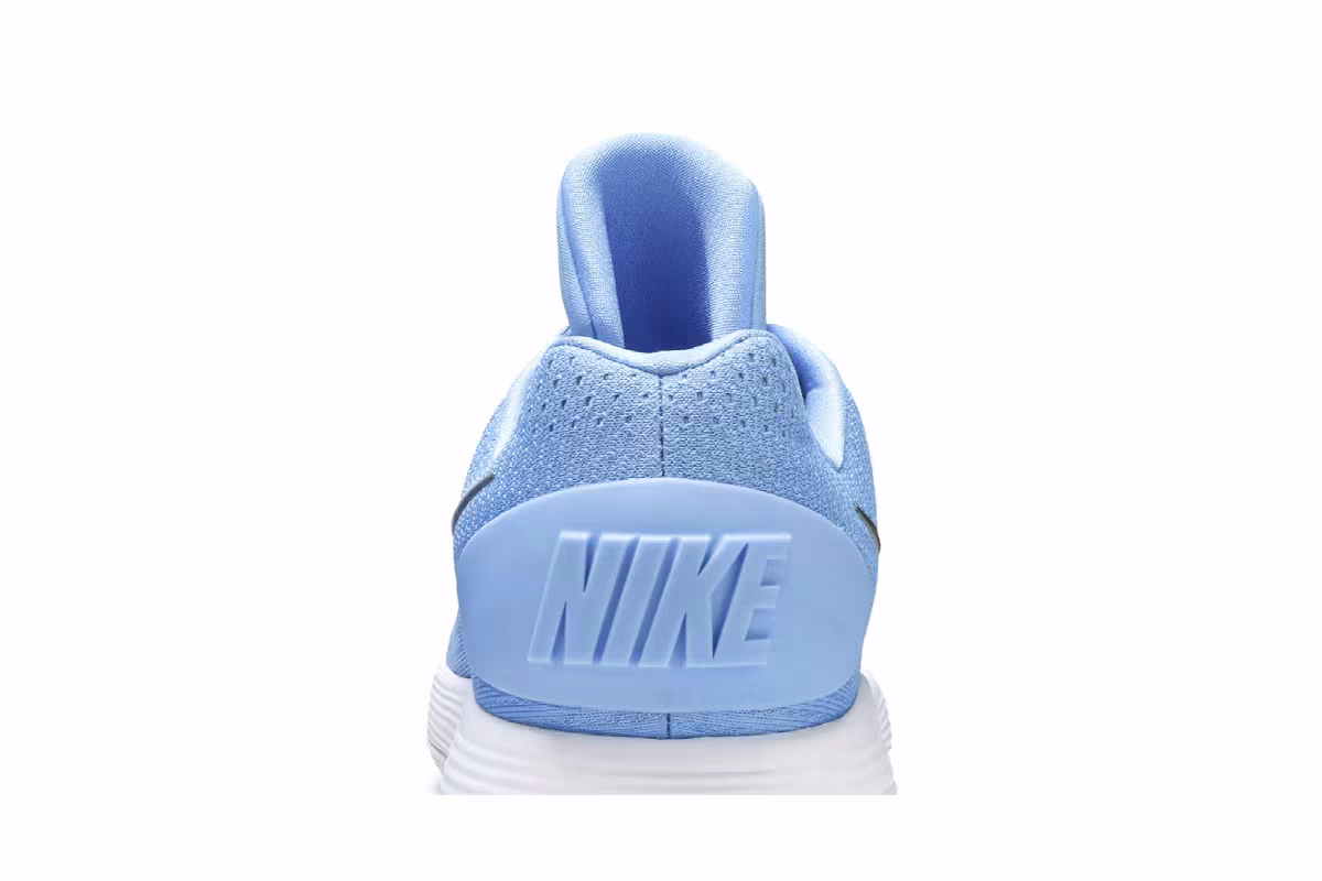 Nike Hyperdunk 2017 Low TB Carolina Blue, view 8