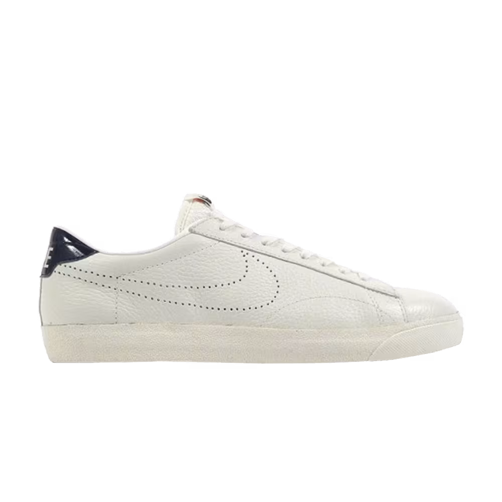 Nike Tennis Classic No Swoosh