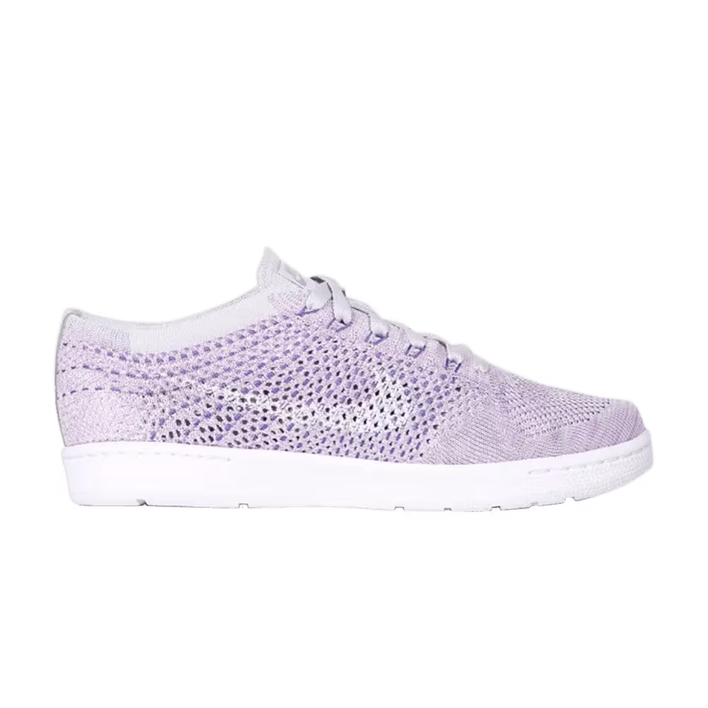 Nike Women's Tennis Classic Ultra Flyknit