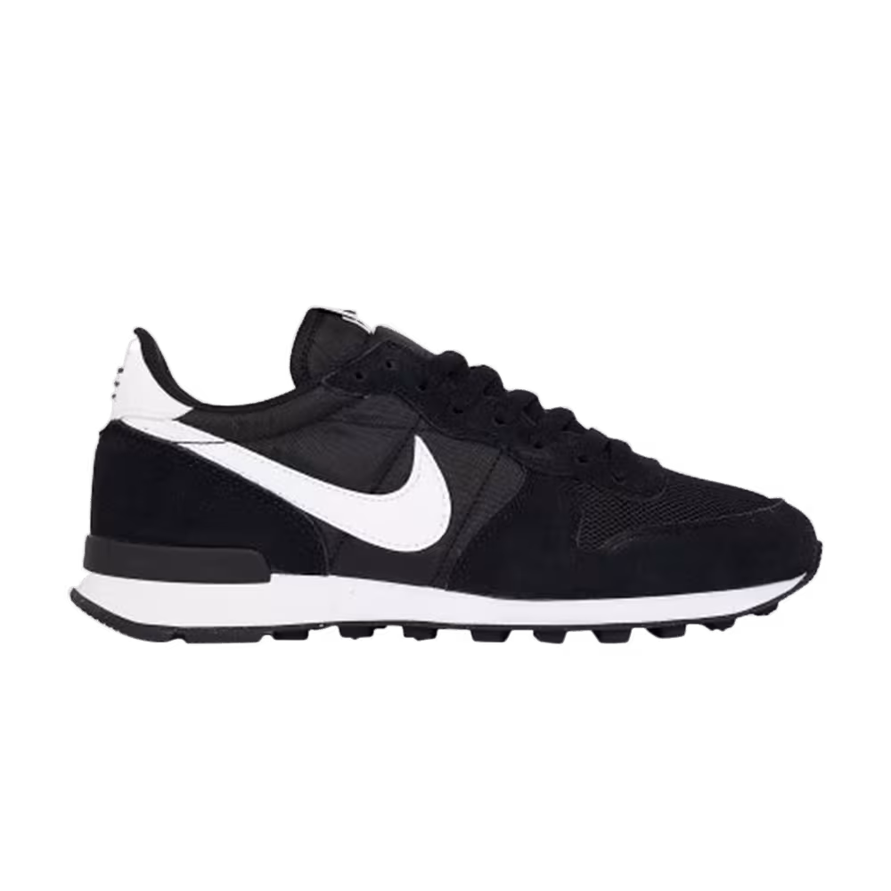 Nike Internationalist