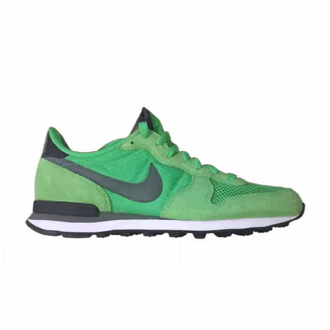 Nike Internationalist