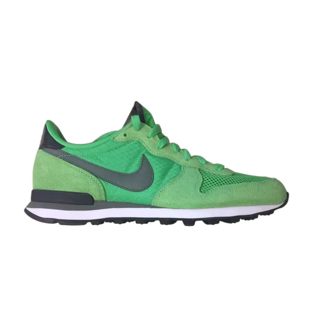 Nike Internationalist