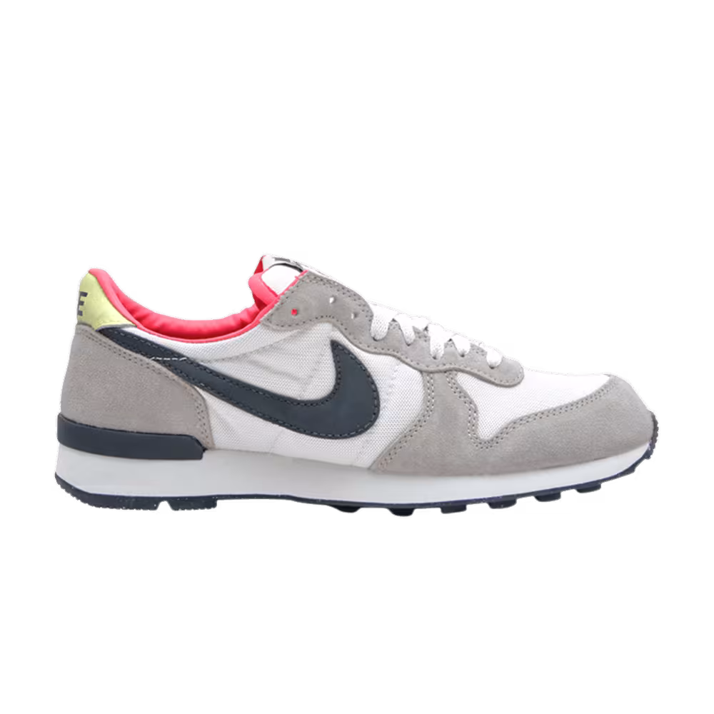 Nike Women's Internationalist Pac Man