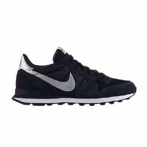 Nike Internationalist