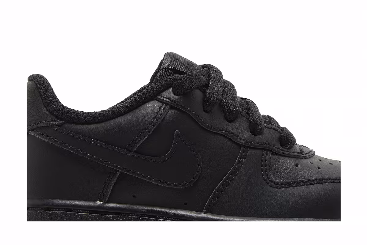 Nike Force 1 TD Triple Black, view 3