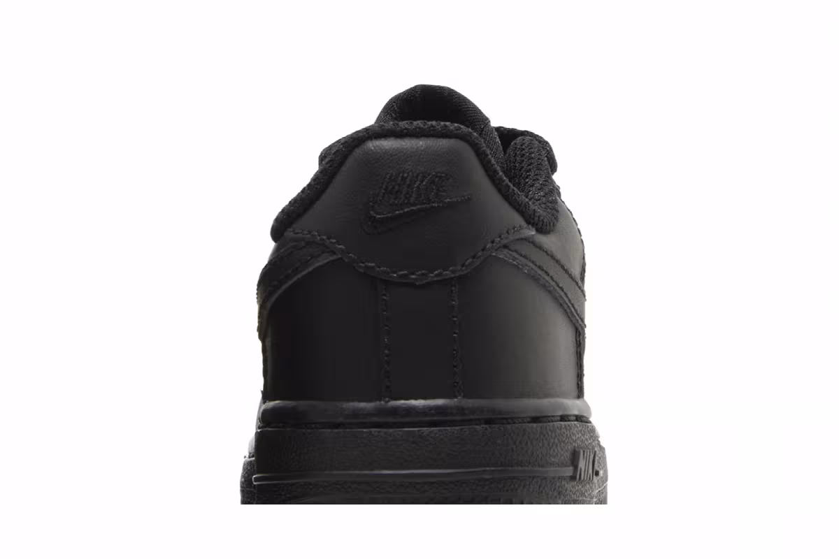Nike Force 1 TD Triple Black, view 8