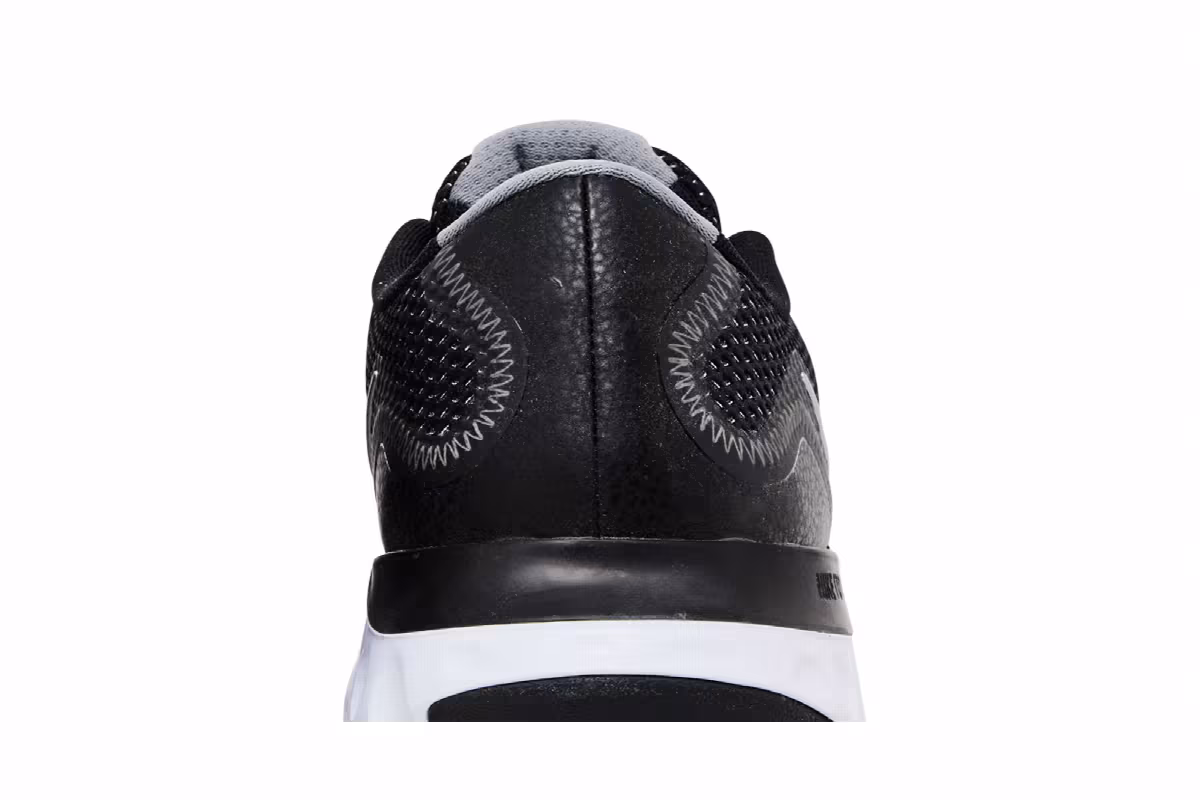 Nike Renew Run 4E Wide Black, view 8