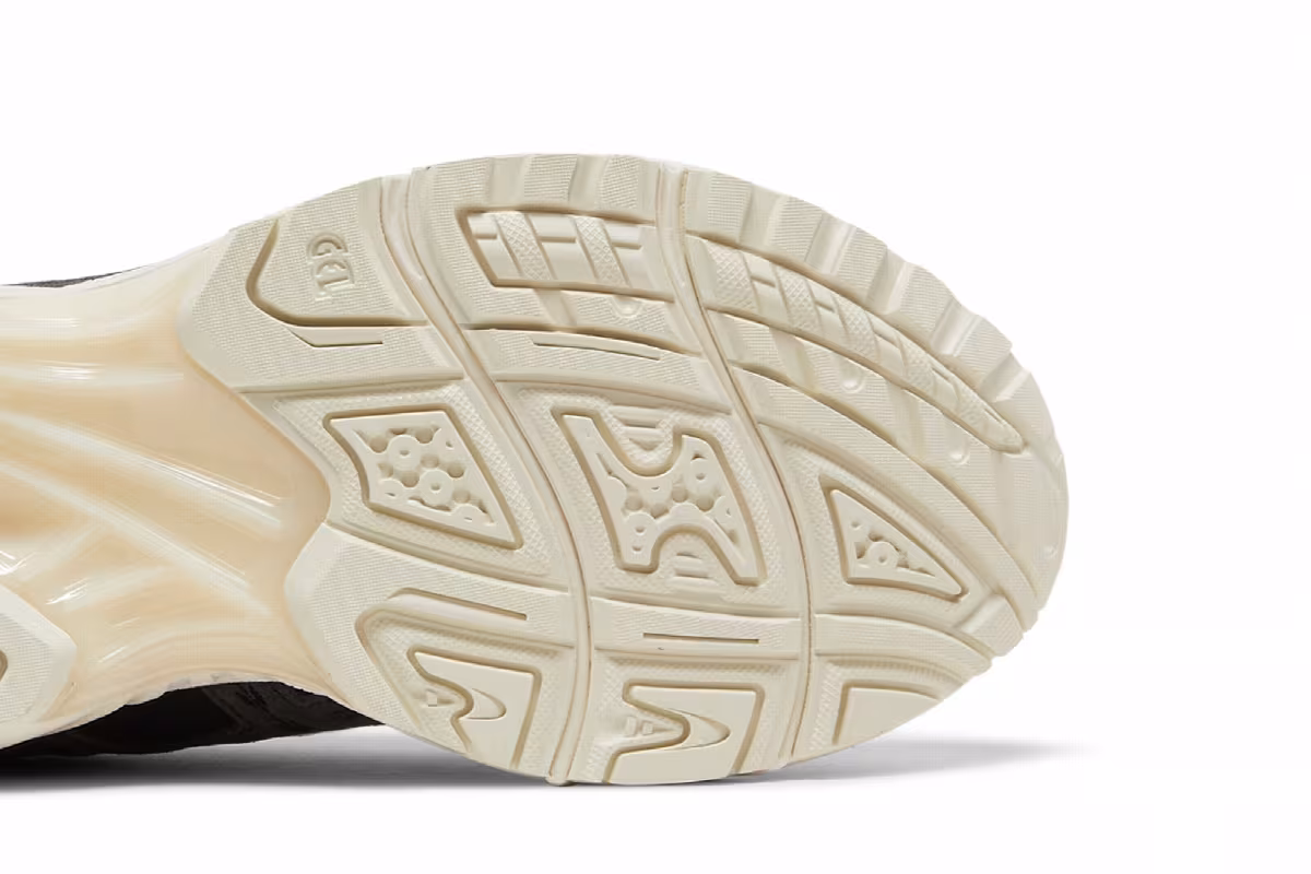 Asics Gel Kayano 14 Monozukuri, view 6