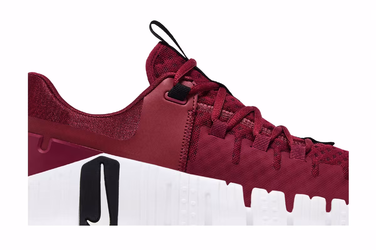 Nike Free Metcon 5 TB Team Maroon, view 3