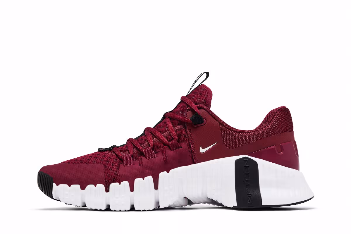 Nike Free Metcon 5 TB Team Maroon, view 4