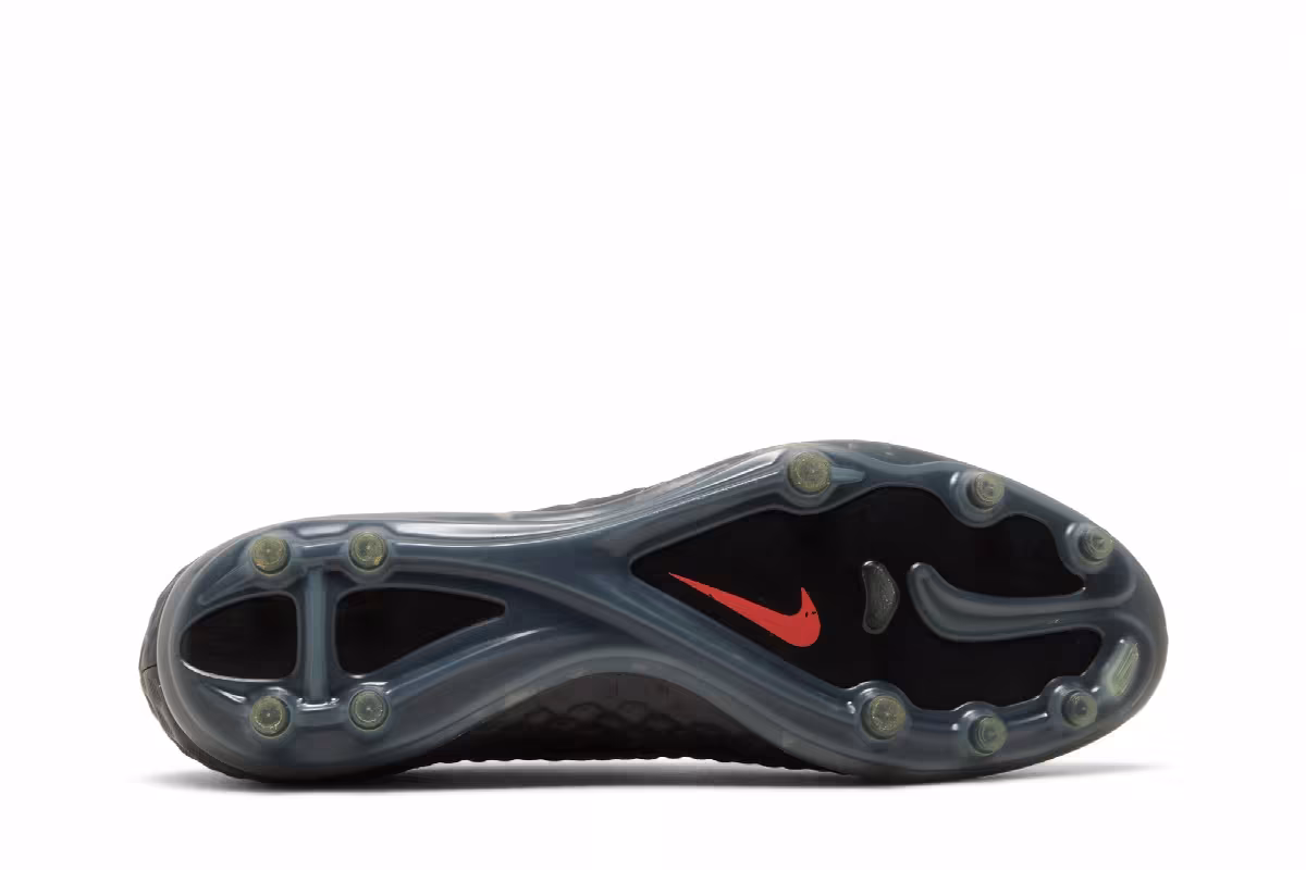 Nike Hypervenom Phantom FG Dark Charcoal Total Crimson, view 5
