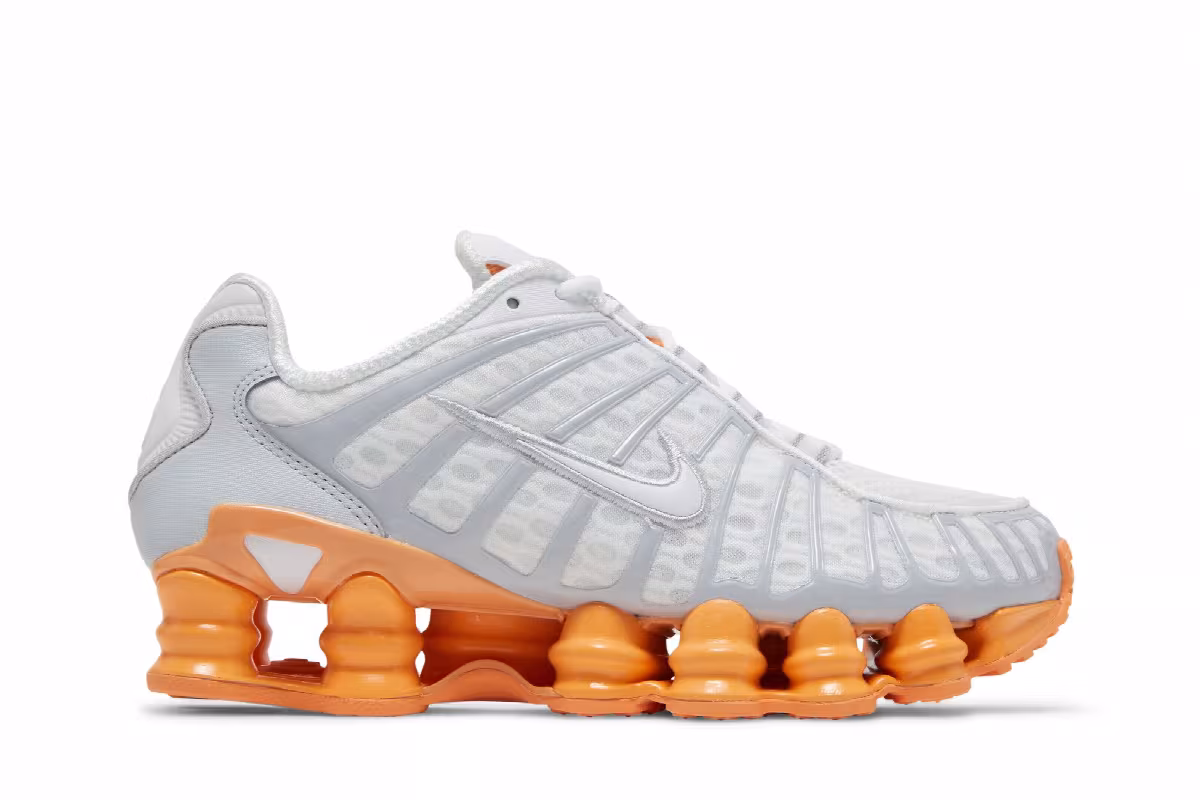 Nike Women's Shox TL Platinum Orange, view 2