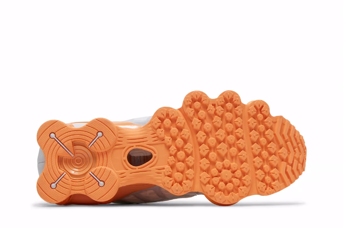 Nike Women's Shox TL Platinum Orange, view 5