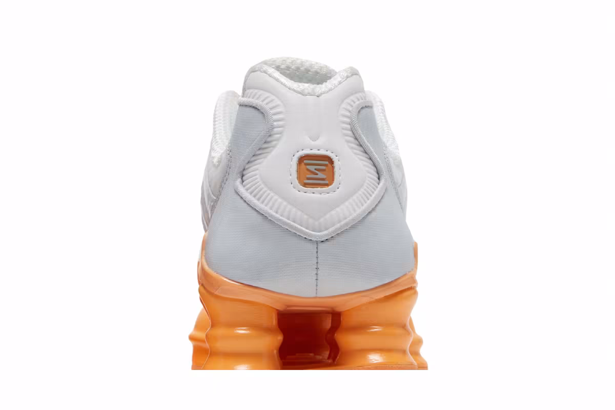 Nike Women's Shox TL Platinum Orange, view 8