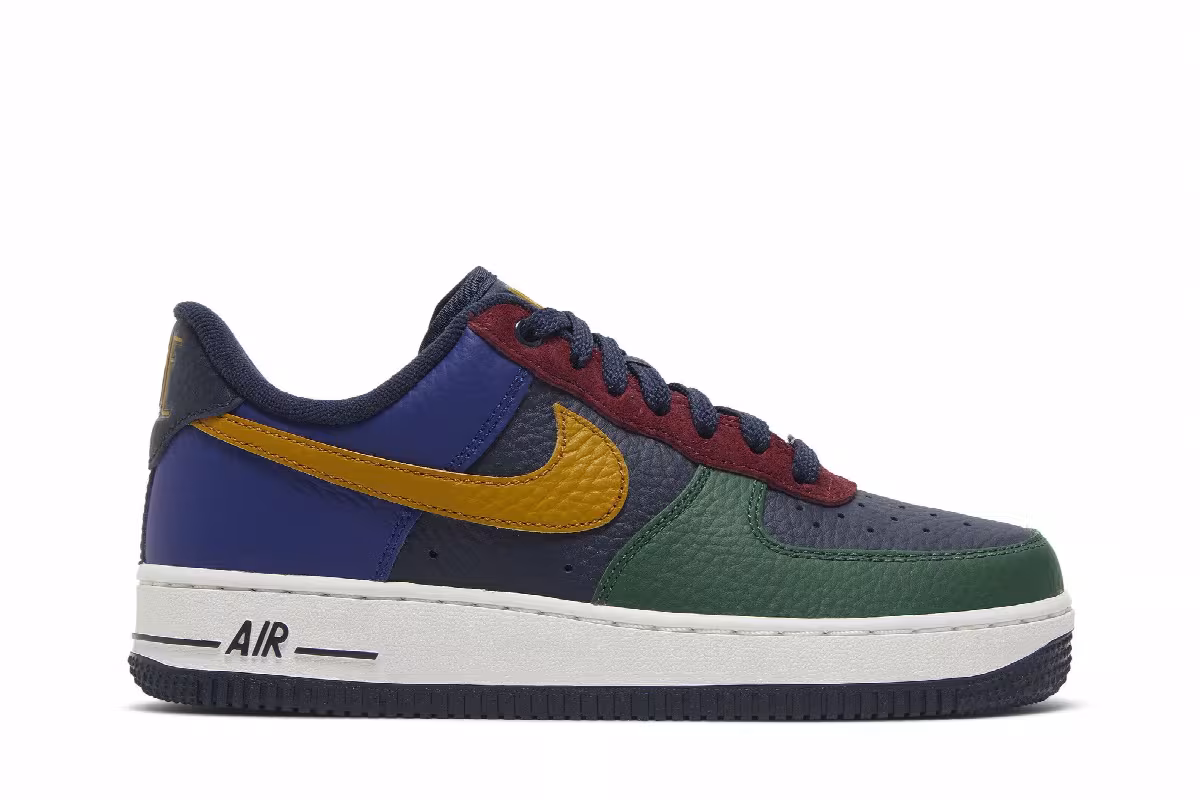 Nike Women's Air Force 1 Command Force - Obsidian Gorge Green, view 2