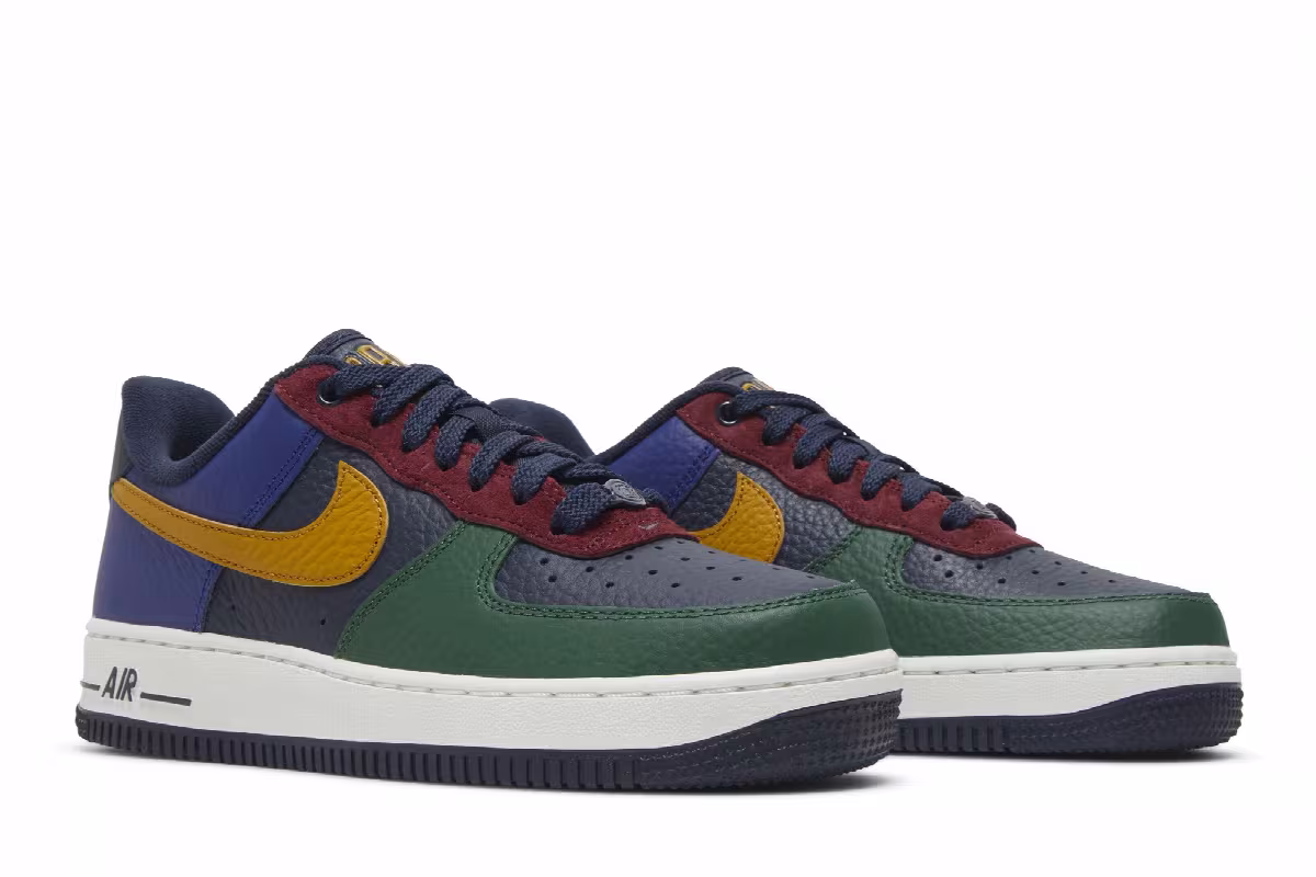 Nike Women's Air Force 1 Command Force - Obsidian Gorge Green, view 9