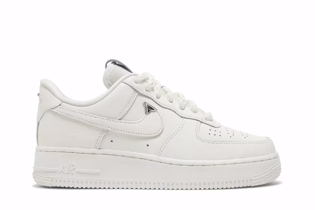 Nike Women's Air Force 1 Needlework, view 2