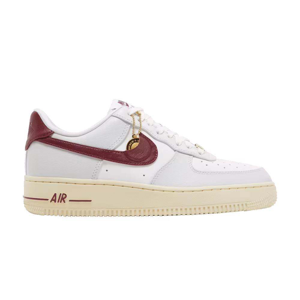 Nike Women's Air Force 1 Sisterhood