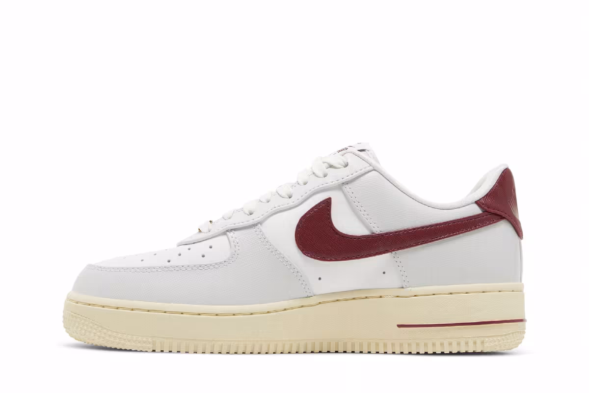 Nike Women's Air Force 1 Sisterhood, view 4