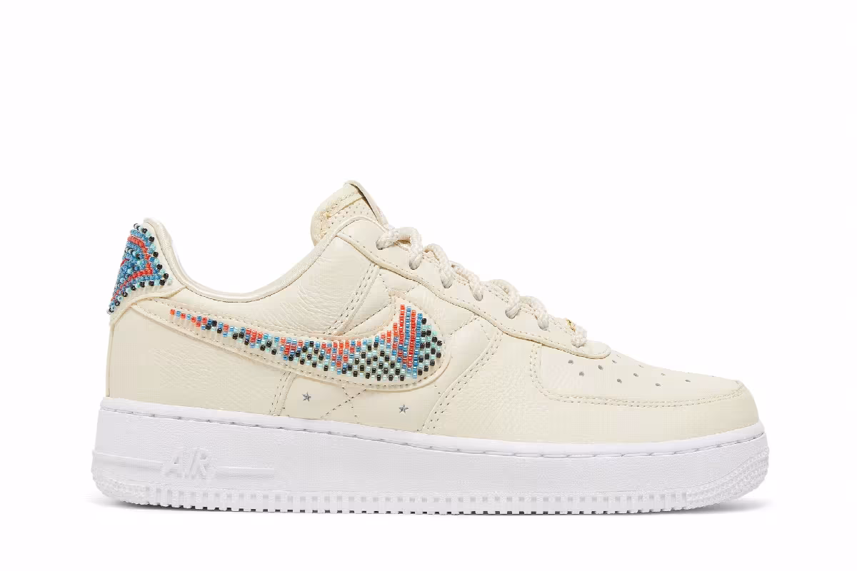 Premium Goods x Nike Air Force 1 SP The Bella, view 2