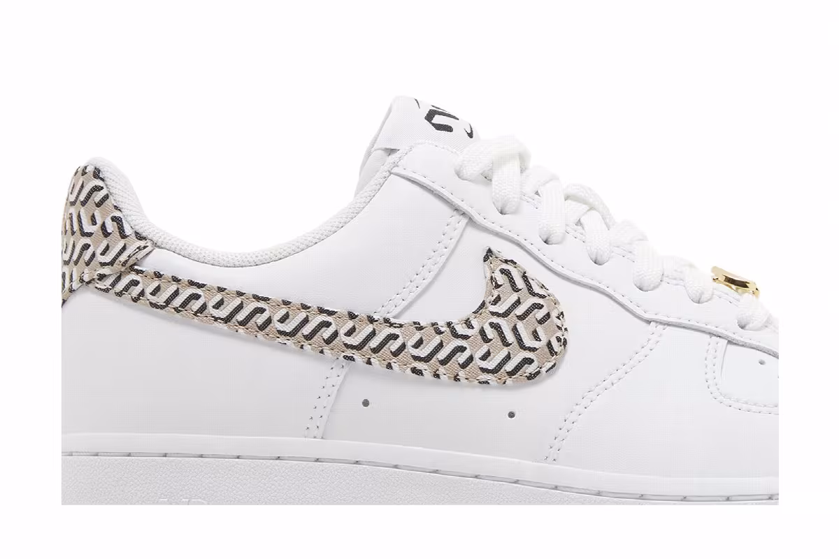 Nike Women's Air Force 1 LX United in Victory - White, view 3