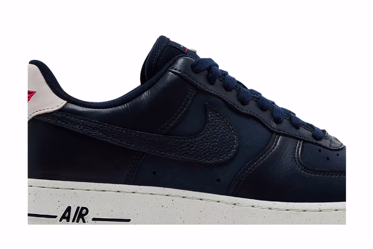 Nike Women's Air Force 1 Obsidian, view 3