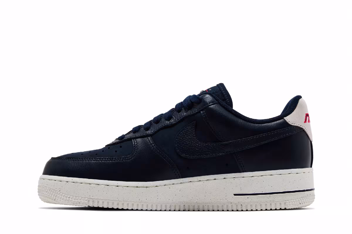 Nike Women's Air Force 1 Obsidian, view 4