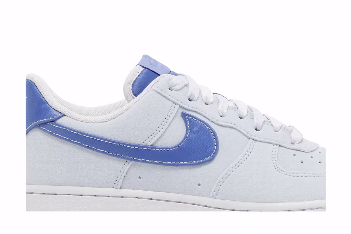 Nike Women's Air Force 1 Blue Tint Polar, view 3