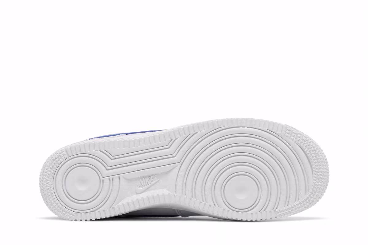Nike Women's Air Force 1 Blue Tint Polar, view 5