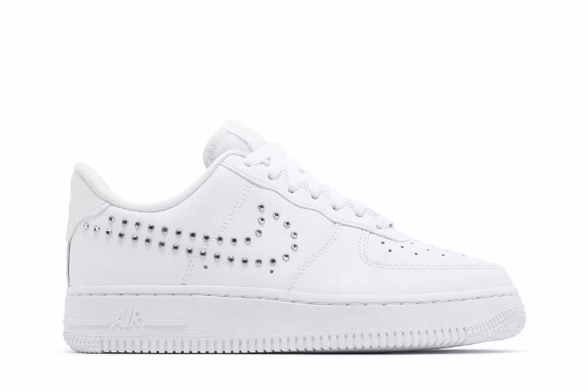 Nike Women's Air Force 1 Studded Swoosh, view 2