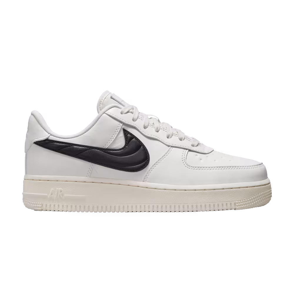 Nike Women's Air Force 1 Phantom Quilted Swoosh