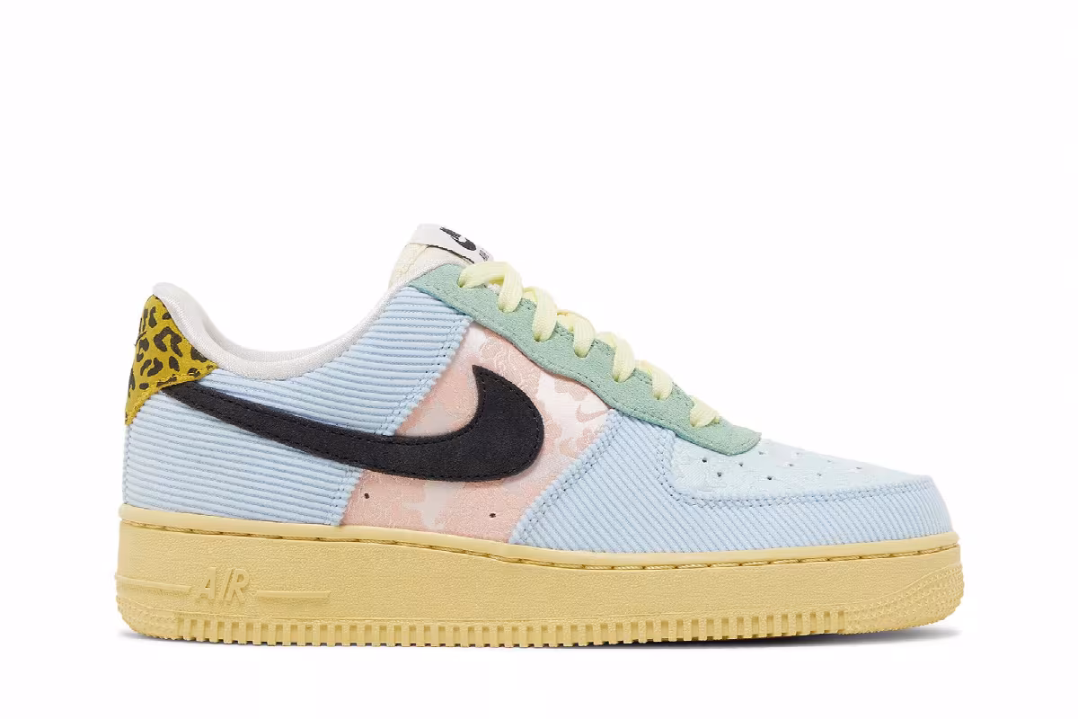 Nike Women's Air Force 1 Spring Mix, view 2