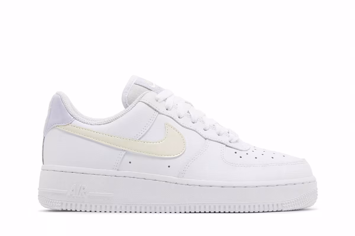 Nike Women's Air Force 1 Coconut Milk Oxygen Purple, view 2