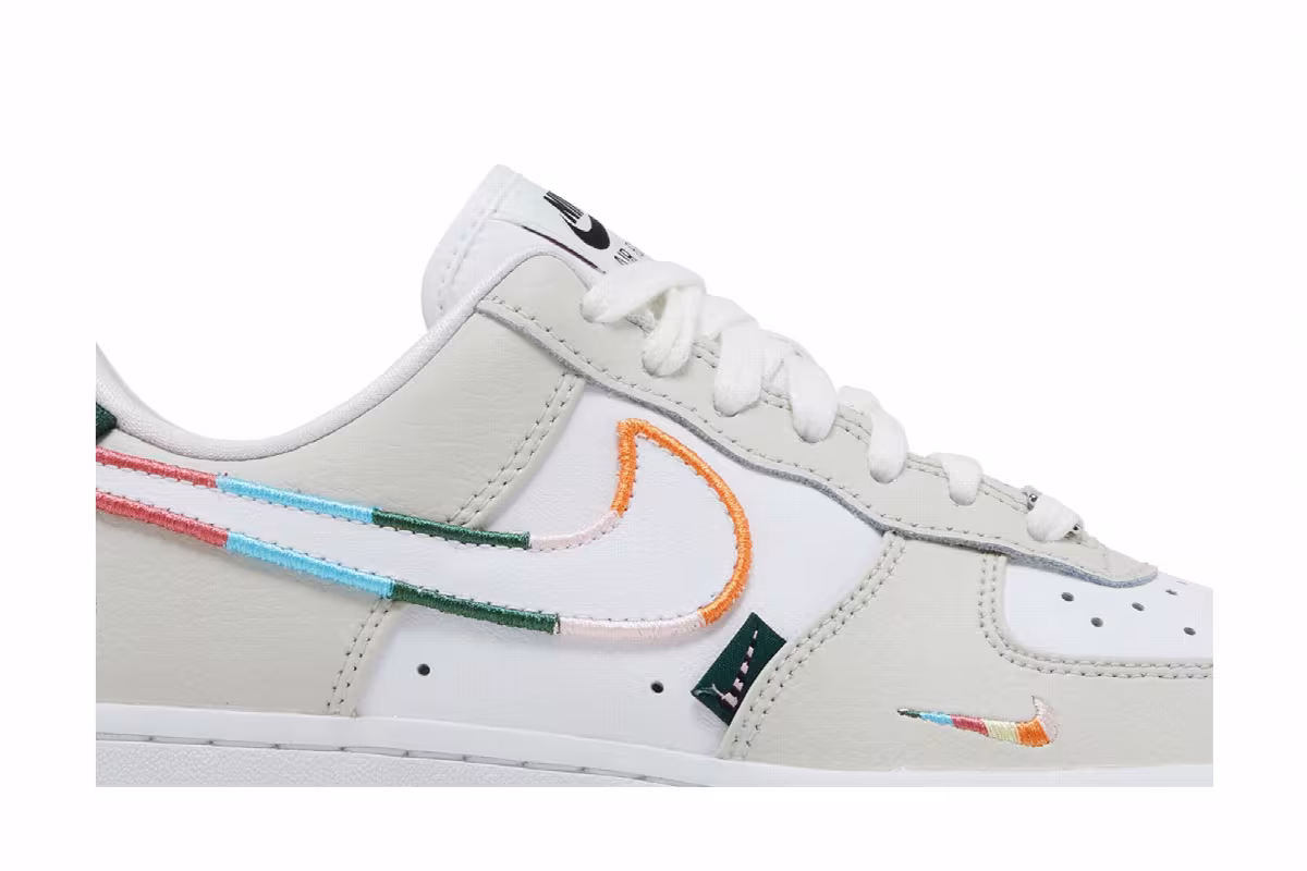 Nike Women's Air Force 1 All Petals United, view 3