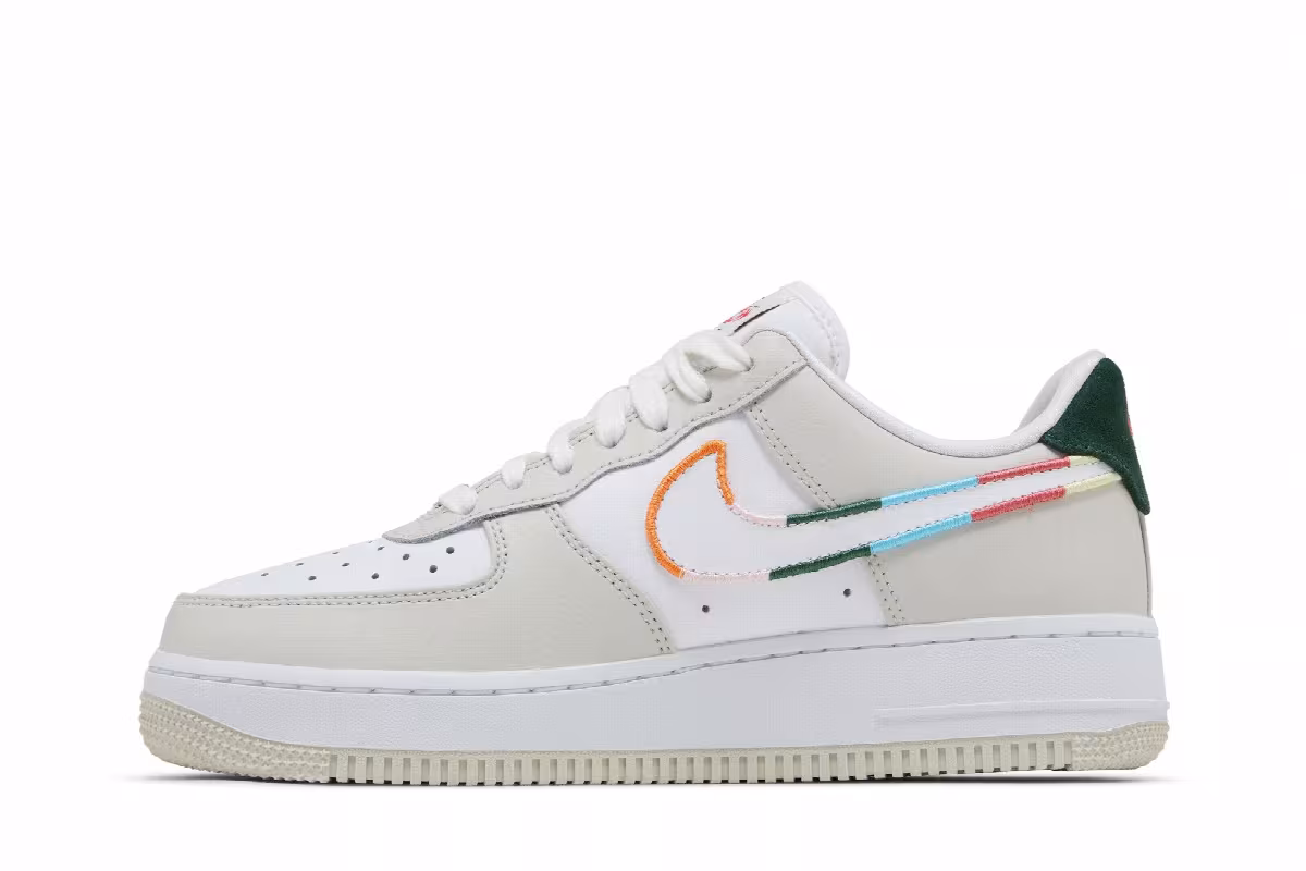 Nike Women's Air Force 1 All Petals United, view 4